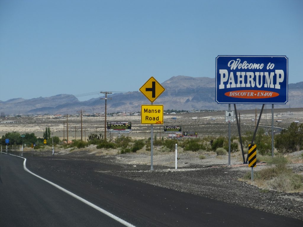 Welcome_to_Pahrump,_Nevada